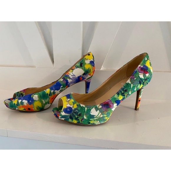 Liz Claiborne Peep-Toe Pumps Multi-Color Floral Print Stiletto Vibrant 8 Elegant - Picture 1 of 6